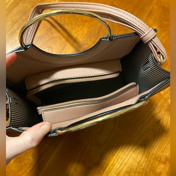 Square Handbag with Round Handle - Picture 3 of 4